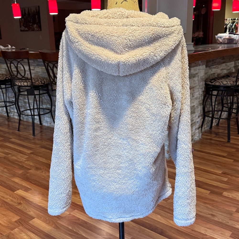 PINK Victoria’s Secret size medium cream soft pullover oversized Sherpa fleece - Picture 5 of 6